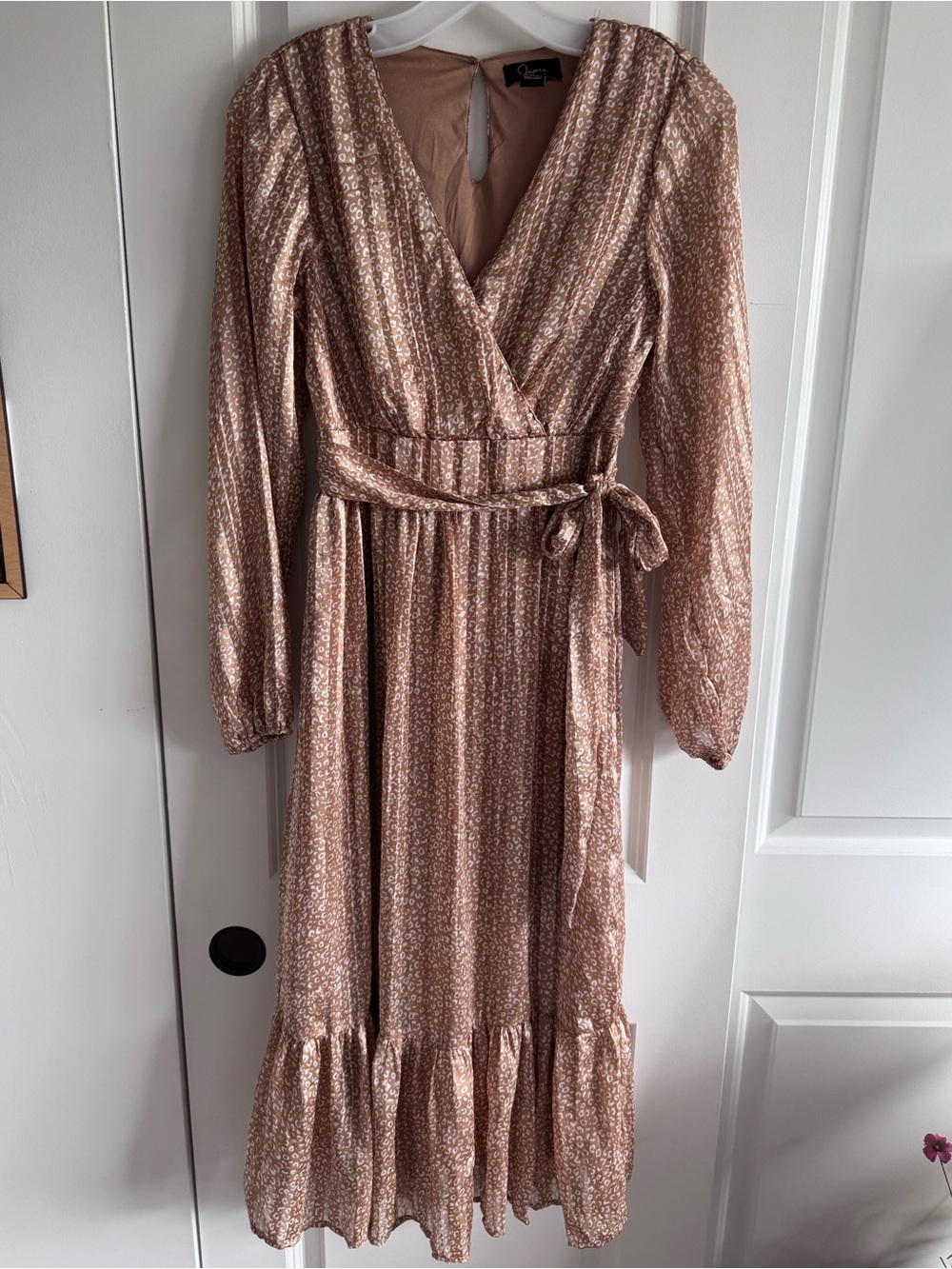 Vintage-Inspired gold Wrap Maxi Dress with Belt